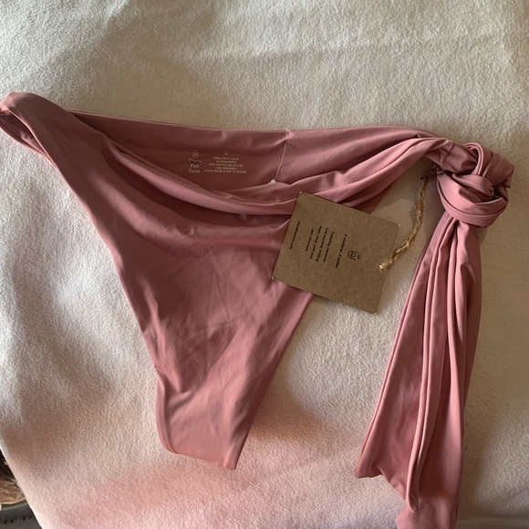Stone Fox Swim Free People Bikini Bottom Rose Pink XL Side Tie Adjustable NWT - Picture 2 of 9